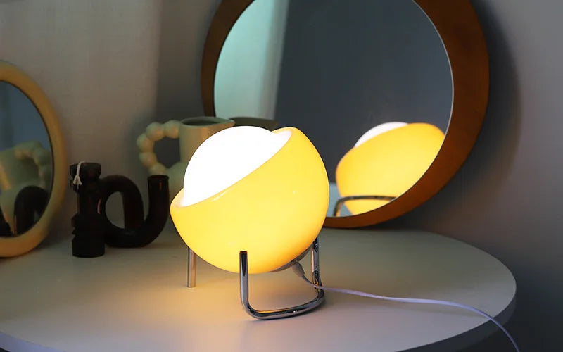 Retro Egg Lamp